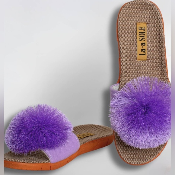 NEW! LA-a SOLE Black Fringe Playful Unique Pom Pom Sandals 9 10 - Picture 9 of 12